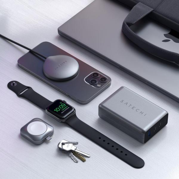 Satechi - USB-C Magnetic Charg. Dock for Apple Watch (sg),satechi,usbc,magnetic,charg,dock,for,apple,watch,(sg)doca,com,disco,de,carregamento,do,apple,watch,liga,a,qualquer,porta,usbc,alimentada,(portateis,carregadores,usbc,etc),pode,ser,ligada,directamente,