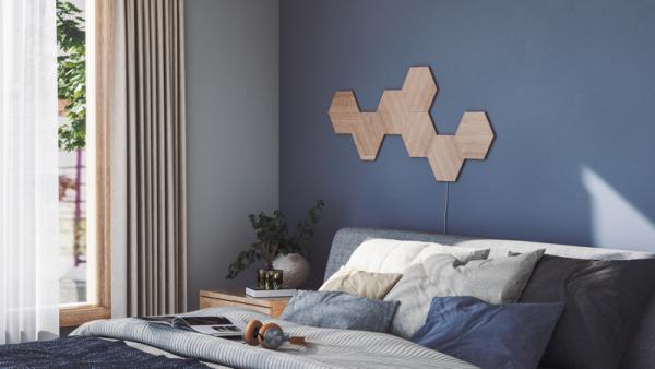 Nanoleaf - Elements Hexagons (starter+7 panels),nanoleaf,elements,hexagons,(starter+7,panels)paineis,de,luz,hexagonais,com,revestimento,em,madeira,que,se,conectam,entre,si,ate,21,unidades,por,carregador,ac,(e,81,unids,no,total),controlaveis,por,wif