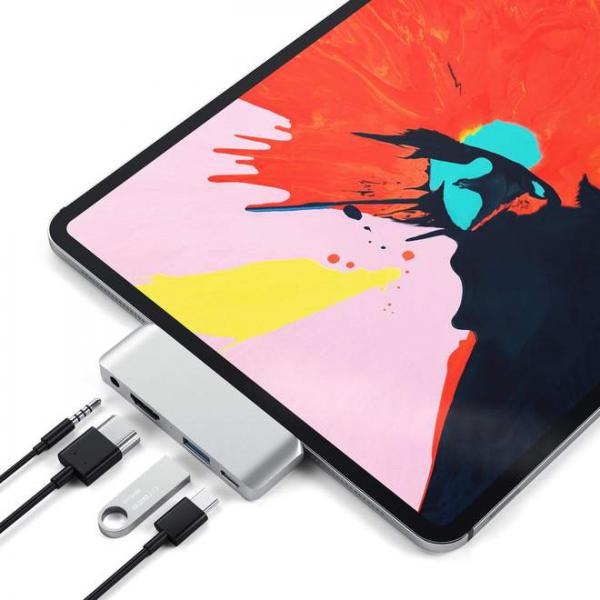 Satechi - USB-C Mobile Pro Hub (silver),satechi,usbc,mobile,pro,hub,(silver)doca,para,ipad,pro,11/129,v2118,ou,outros,equipamentos,com,porta,usbc,pd,(21,ou,superior),como,surface,go,surface,book,2,ou,smartphones,liga,a,porta,usbc,do,tablet,