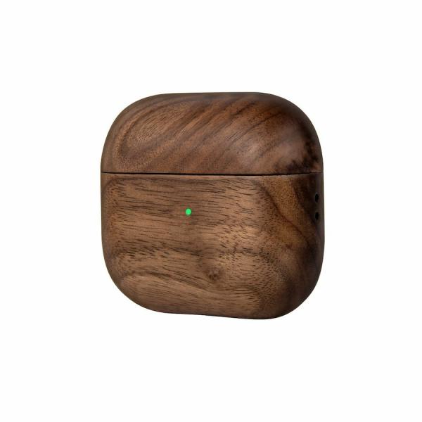 Woodcessories - Wood AirPods 3,woodcessories,wood,airpods,3capa,para,airpods,3,em,madeira,tem,orificios,para,colocar,fita,de,suspensao,(nao,incluida),suporta,carregamento,qi