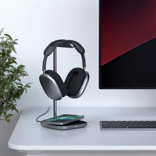 Satechi - 2-in-1 Headphones Stand with Wireless Charger,satechi,2in1,headphones,stand,with,wireless,chargersuporte,para,pousar,headphones,tem,tambem,uma,base,de,carregamento,qi,para,iphone,(75w),ou,airpods,(5w),e,uma,porta,usbc,para,carregar,os,headphones,