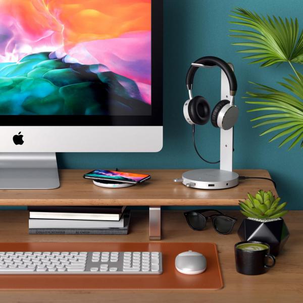 Satechi - Aluminum USB Headphone Stand (space grey),satechi,aluminum,usb,headphone,stand,(space,grey)stand,em,aluminio,para,pousar,headphones,e,tambem,um,hub,com,3x,portas,usb,tem,uma,porta,minijack,35mm,e,na,traseira,um,organizador,de,cabos,para,se,en