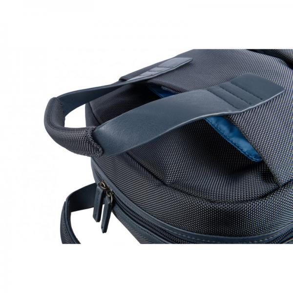 Tucano - Super backpack (blue),tucano,super,backpack,(blue)mochila,com,compartimentos,especificos,para,portatil,de,13/14,e,um,tablet,tem,2,bolsos,frontais,um,bolso,traseiro,de,seguranca,com,fecho,zip,pormenores,exteriores,em,ecolea