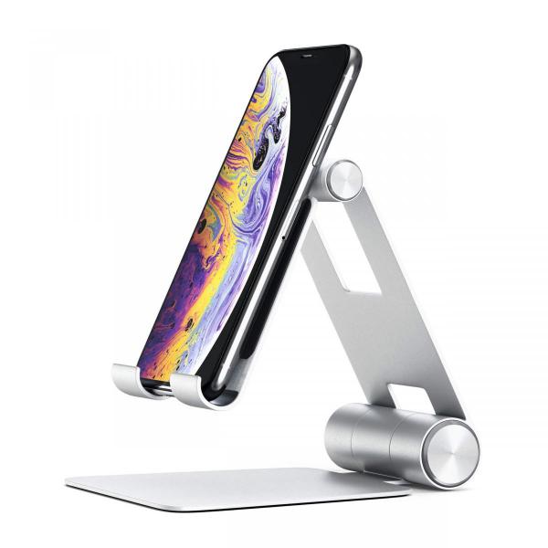 Satechi - R1 Mobile Foldable Stand (silver),satechi,r1,mobile,foldable,stand,(silver)stand,em,aluminio,para,tablets,e,outros,equipamentos,permite,diferentes,inclinacoes,dobra,e,fica,em,formato,plano,para,maior,portabilidade,a,parte,da,armacao,o