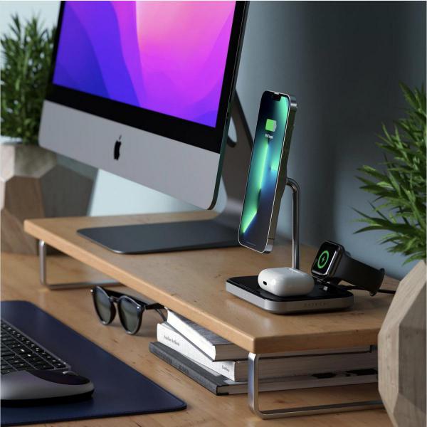 Satechi - 3-in-1 Magnetic Wireless Charging Stand,satechi,3in1,magnetic,wireless,charging,standstand,3in1,para,carregamento,do,iphone,13/12,(aderência,magnetica,magsafe,a,75w),apple,watch,(25w),e,airpods,2/pro,(5w),inclui,cabo,usbc,requer,um,carrega