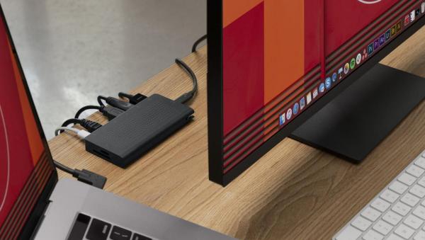 twelve south - StayGo USB-C Hub (black)       ,twelve,south,staygo,usbc,hub,(black),hub,usbc,com,cabo,de,1,metros,porta,usbc,de,carregamento,e,3x,usb,1x,hdmi,4k,1x,ethernet,e,1x,sd/microsd,inclui,ainda,um,cabo,de,ligacao,curto,que,arruma,no,interi