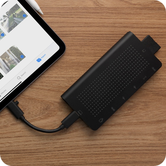 twelve south - StayGo USB-C Hub (black)       ,twelve,south,staygo,usbc,hub,(black),hub,usbc,com,cabo,de,1,metros,porta,usbc,de,carregamento,e,3x,usb,1x,hdmi,4k,1x,ethernet,e,1x,sd/microsd,inclui,ainda,um,cabo,de,ligacao,curto,que,arruma,no,interi