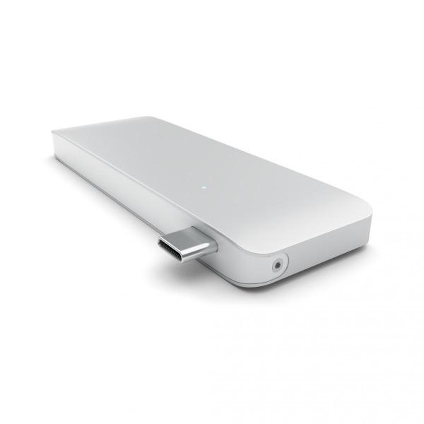 Satechi - USB-C Pass-Through Hub (silver),satechi,usbc,passthrough,hub,(silver),hub,que,encaixa,directamente,na,porta,usbc,de,um,mac/pc,tem,2,portas,usb,31,1,slot,para,cartoes,sd,e,outro,para,micro,sd,(nao,se,pode,usar,ambos,os,cartoes,em,sim