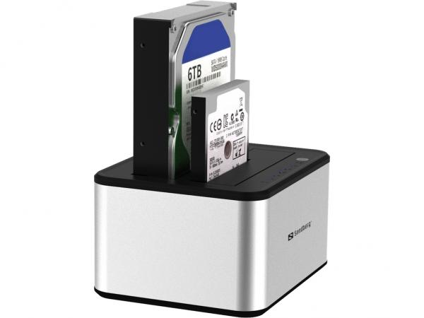 Sandberg - USB 3.0 Hard Disk Cloner,sandberg,usb,31,hard,disk,cloner,caixa,com,ligacao,usb3,e,duas,ranhuras,para,encaixar,2,discos,sata,25,ou,35,pode,assim,copiar,rapidamente,o,conteudo,de,1,disco,para,o,outro,ou,ligar,2,discos,em,simul